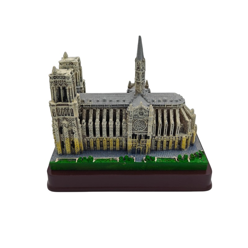 Notre-Dame de Paris in resin - Paris Souvenir | Notre-Dame Cathedral