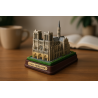 Notre-Dame de Paris en résine sur table